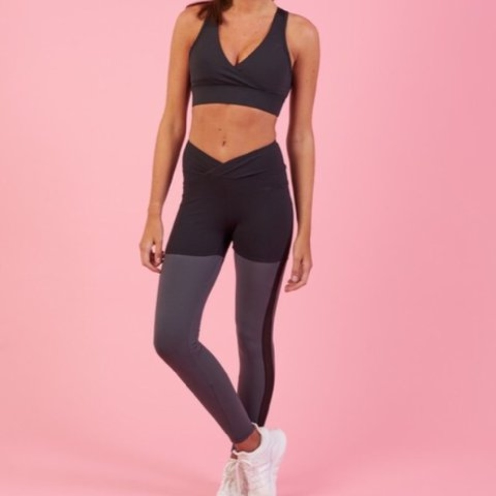 Nikki B Dynamic Leggings